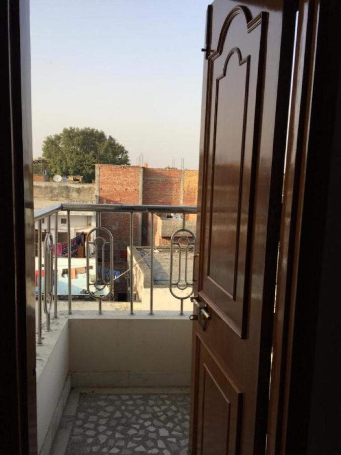P G On Ganges Варанаси Экстерьер фото